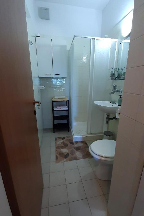Apartments By The Sea Seget Vranjica, Trogir - 7508 Exterior foto
