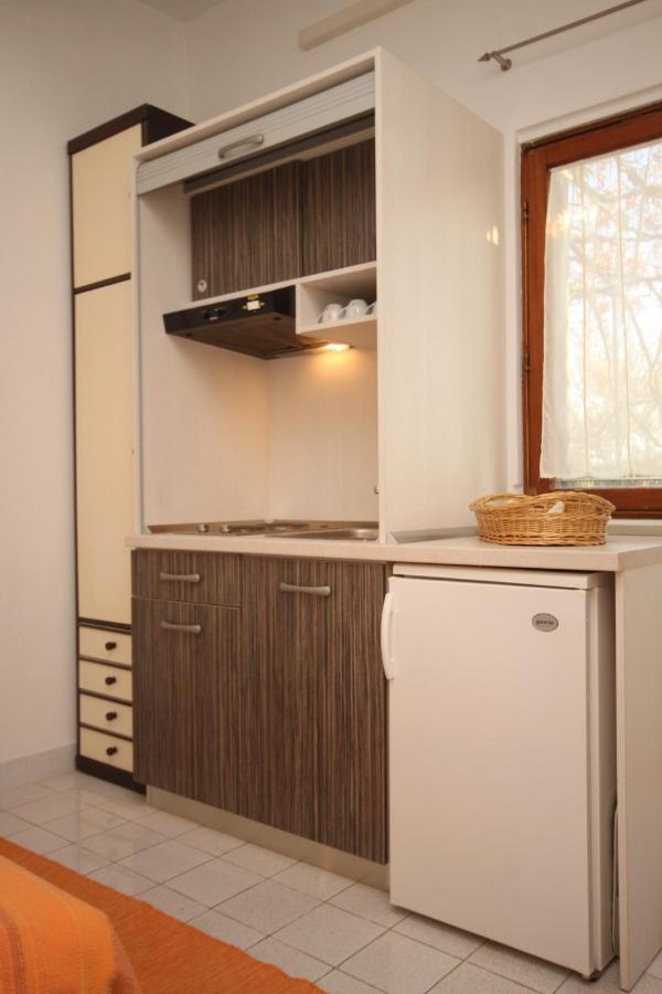 Apartments By The Sea Seget Vranjica, Trogir - 7508 Exterior foto